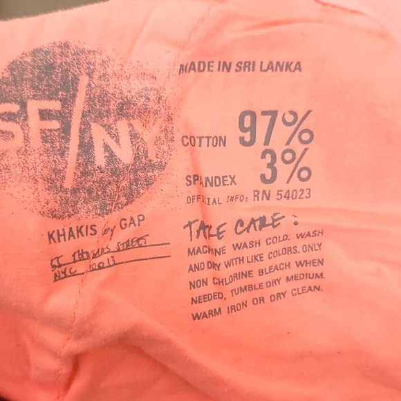 Gap (Coral colored) Broken-In Straight Khakis SIZE 6 - Picture 4 of 4